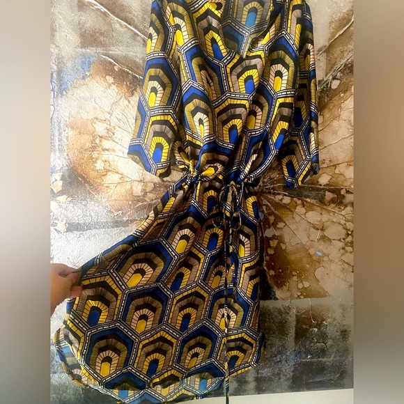 avirate Dresses & Skirts - Beautiful Printed Shirt Dress. Size medium. Brand Avirate